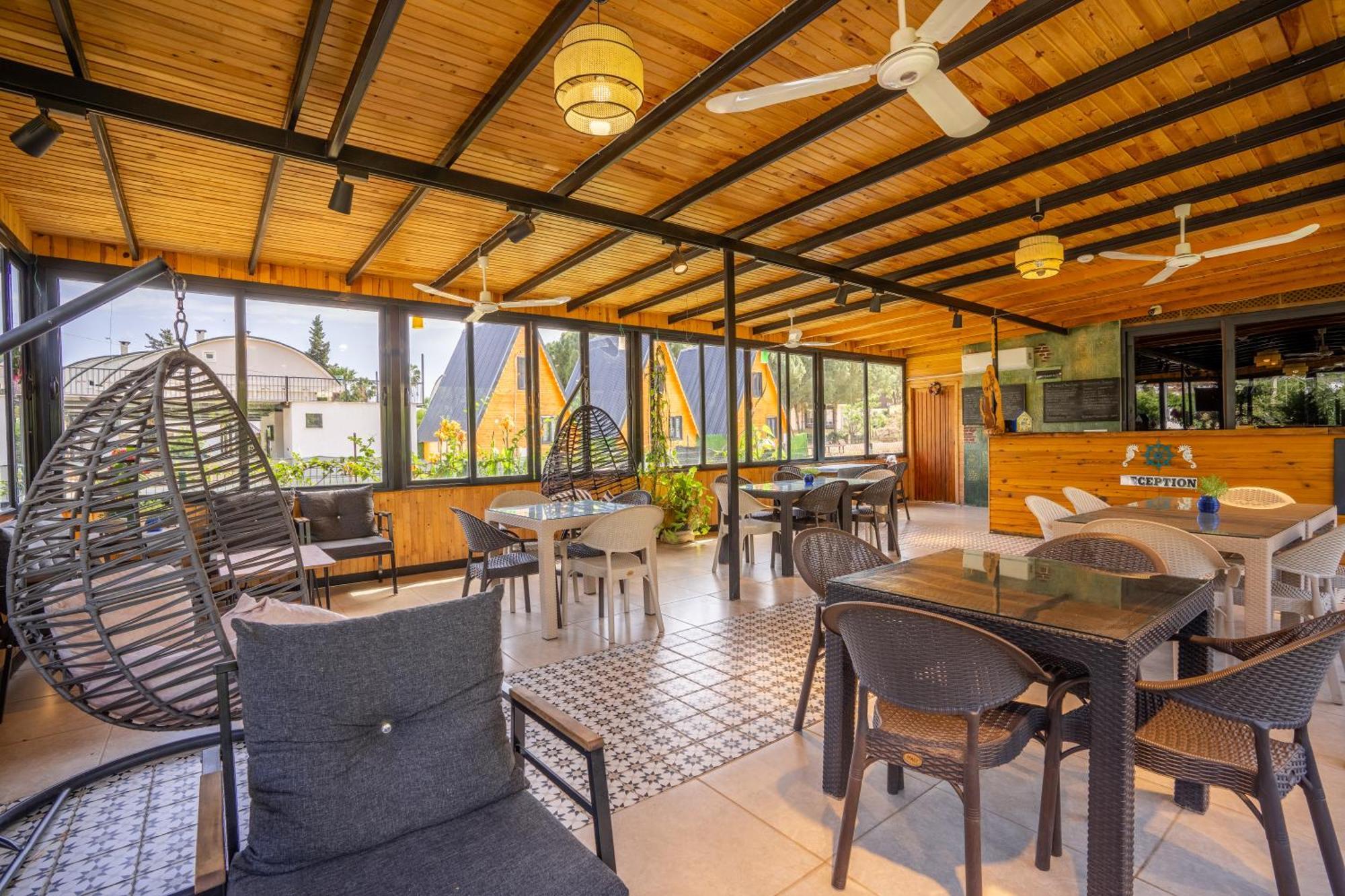 Karaoez Sapphire Bungalows Kumluca Exteriör bild