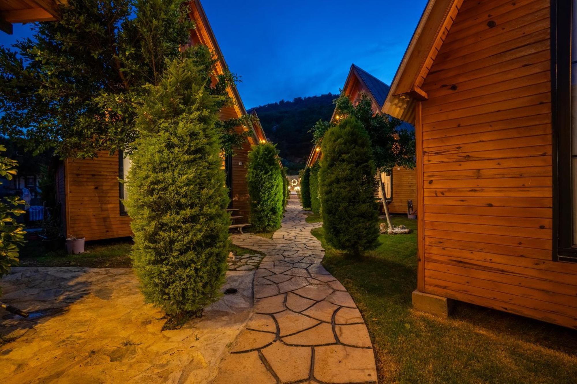 Karaoez Sapphire Bungalows Kumluca Exteriör bild