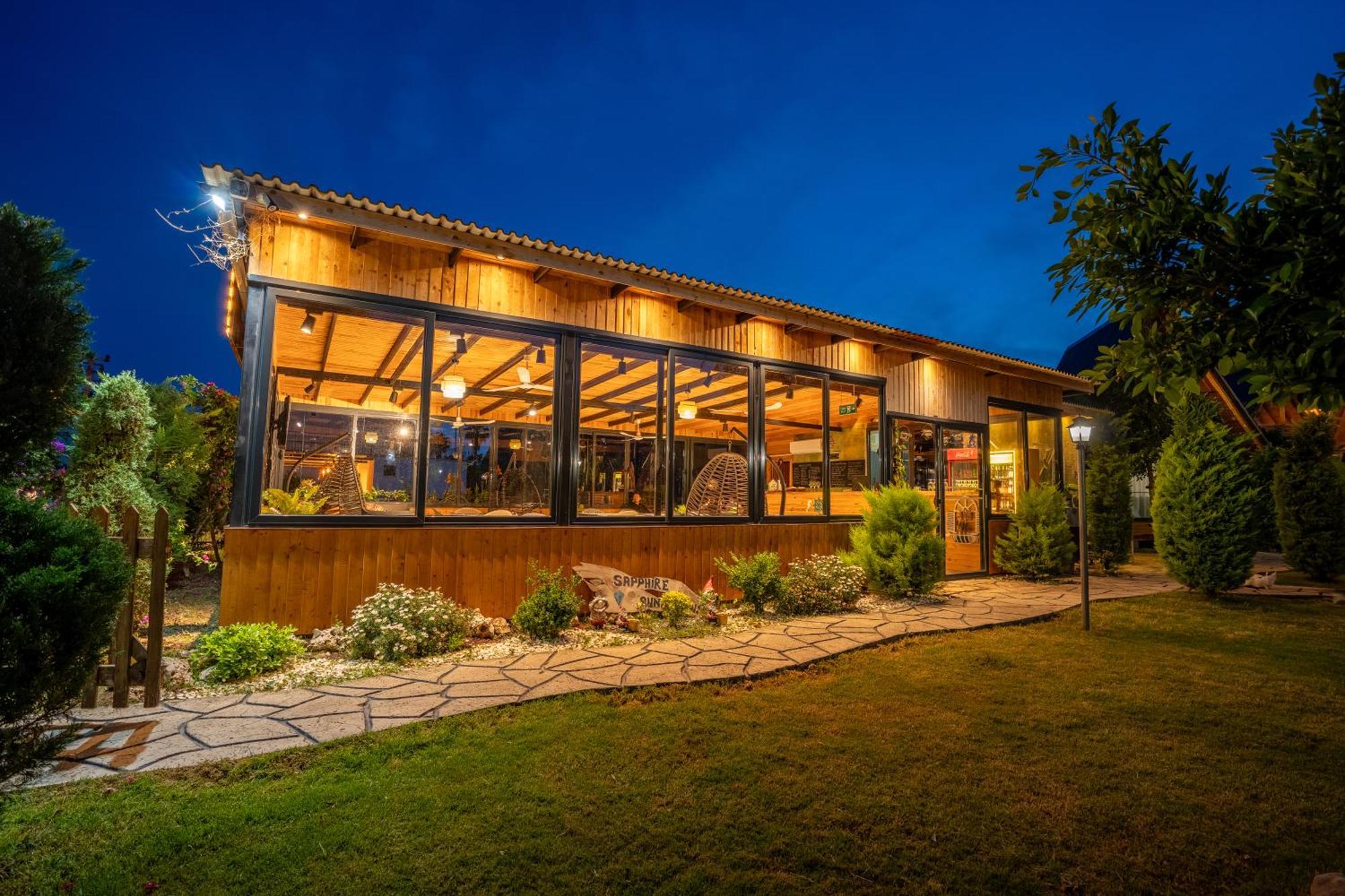 Karaoez Sapphire Bungalows Kumluca Exteriör bild