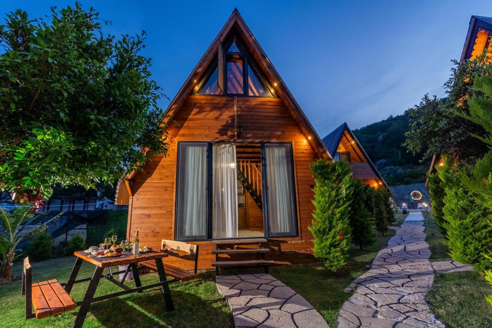Karaoez Sapphire Bungalows Kumluca Exteriör bild