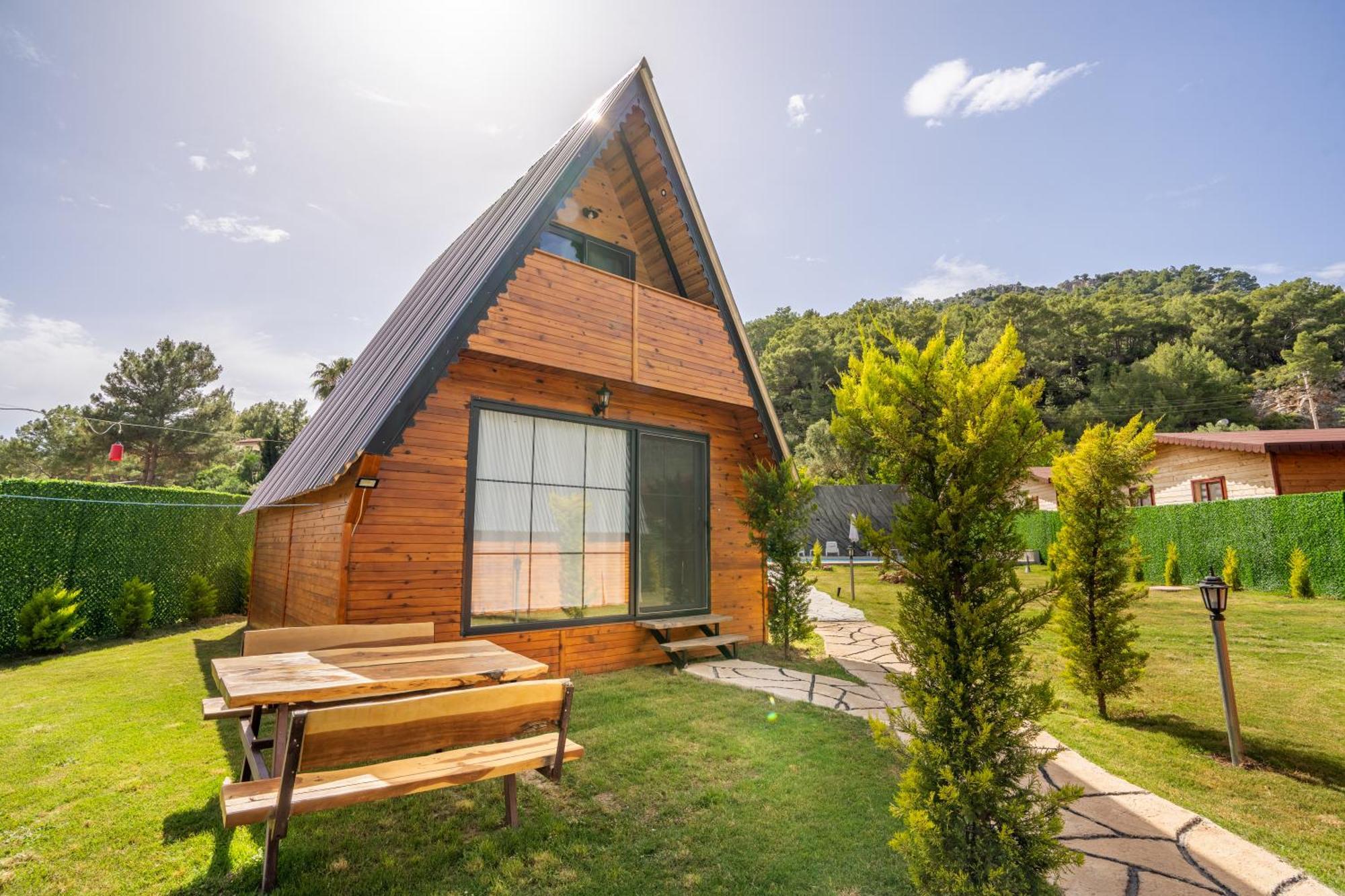 Karaoez Sapphire Bungalows Kumluca Exteriör bild