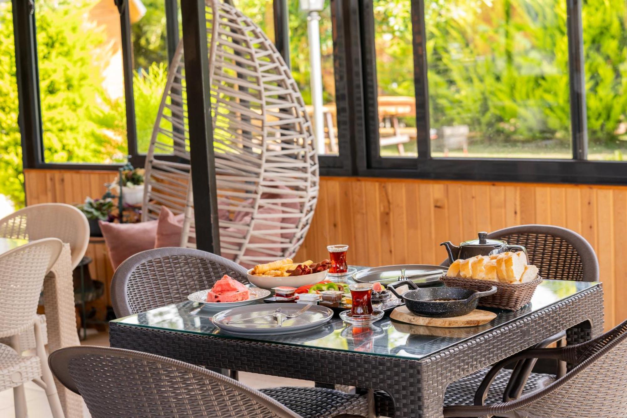 Karaoez Sapphire Bungalows Kumluca Exteriör bild