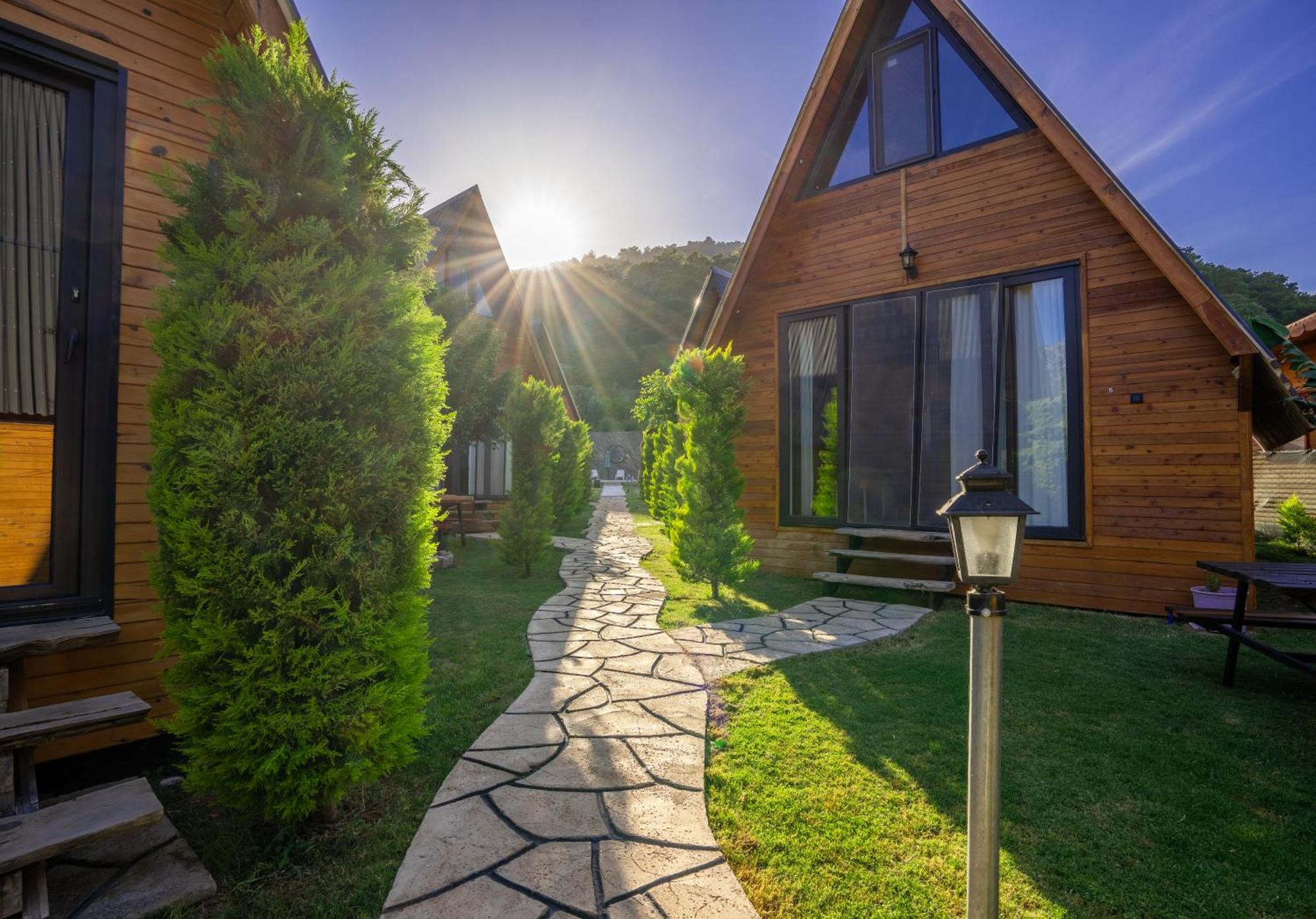 Karaoez Sapphire Bungalows Kumluca Exteriör bild